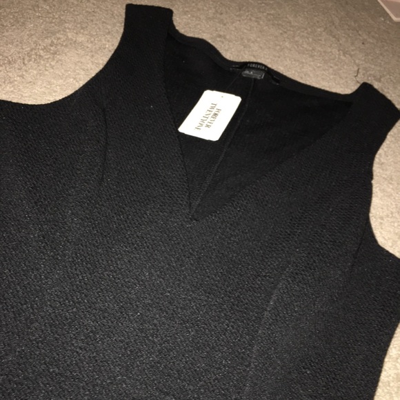 BLACK DRESS - Picture 2 of 2